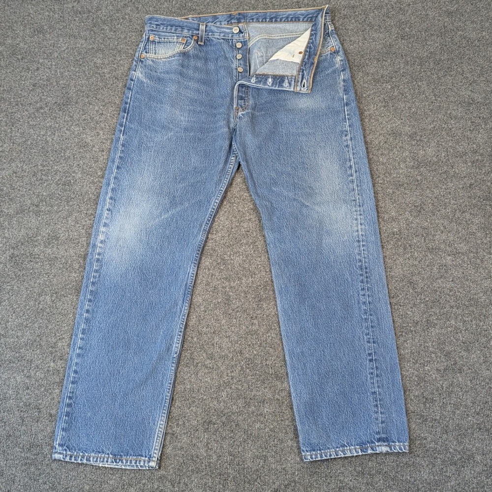 Levis 501 Original Fit Jeans Mens 38x32 Blue Made in USA Vintage Button Fly 2001
